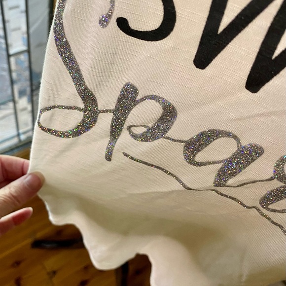 ⚜️Boston Proper “I dont sweat I sparkle” Tee⚜️ NWOT - Picture 4 of 11
